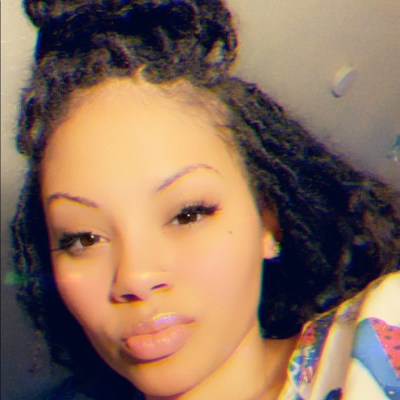 Meet your Posher, Nae - Picture 4 of 4